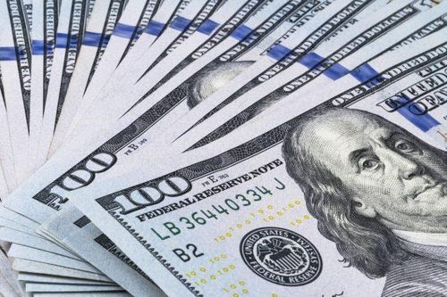 Phi đô la hóa vẫn còn là chặng đường dài