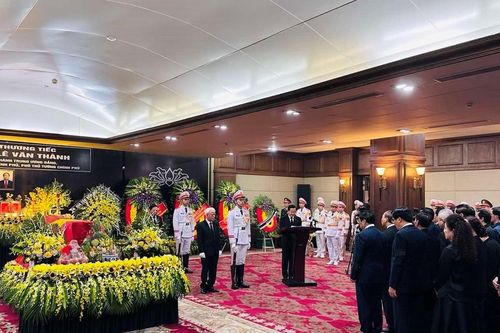 Lễ truy điệu và tiễn đưa Phó Thủ tướng Lê Văn Thành về nơi an nghỉ cuối cùng