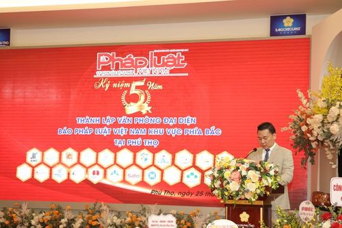 Văn phòng đại diện khu vực phía Bắc Báo Pháp luật Việt Nam tại Phú Thọ tổ chức chương trình 'Xóa nghèo Pháp luật'