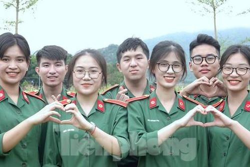Thanh niên, phụ nữ Học viện Quân y luôn xung kích đi đầu