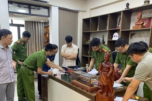 Mạo nhận phó vụ trưởng Ban Nội chính Trung ương để lừa đảo gần 10 tỷ đồng