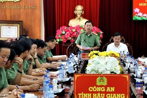 Lấy phiếu tín nhiệm Ban Giám đốc Công an tỉnh Hậu Giang