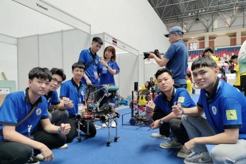 Đại học Công nghiệp Hà Nội đã có mặt tại Campuchia sẵn sàng cho ABU Robocon 2023