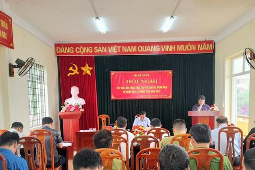 Lãnh đạo thị xã Sa Pa đối thoại trực tiếp với cán bộ, đảng viên và nhân dân xã Trung Chải