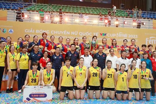 Lễ bế mạc Giải Bóng chuyền nữ quốc tế VTV Cup Ferroli 2023