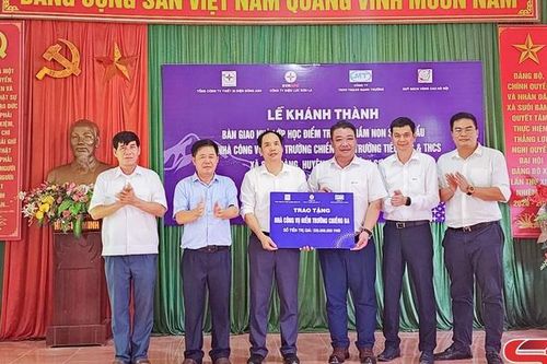 Khánh thành, bàn giao nhà lớp học và nhà công vụ giáo viên tại xã Suối Bàng