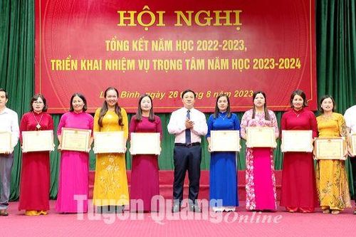 Lâm Bình triển khai nhiệm vụ năm học 2023 - 2024