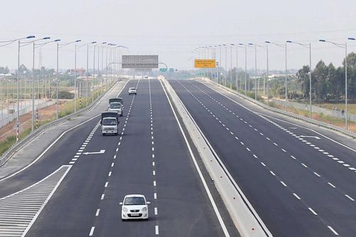 Mở rộng đường Hòa Lạc - Hòa Bình lên 6 làn theo hình thức PPP