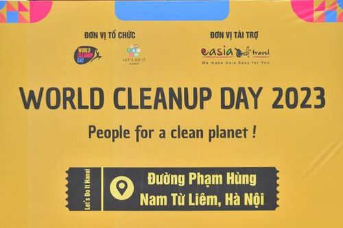 Hơn 500 tình nguyện viên chung tay nhặt rác vì một Thủ đô 'xanh'