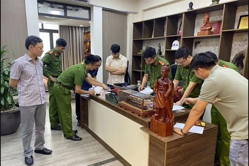Mạo danh Phó vụ trưởng Ban Nội chính Trung ương lừa đảo gần 10 tỷ đồng