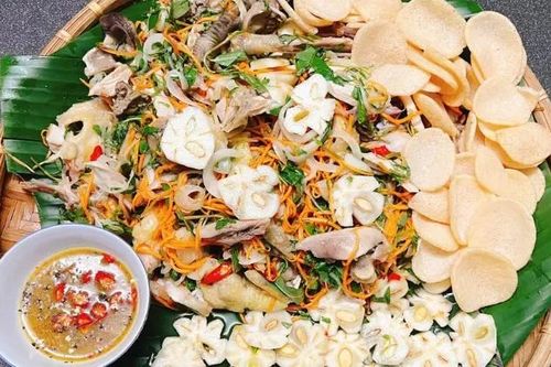 Cách làm gỏi gà măng cụt ngon lạ miệng