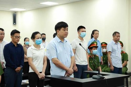 Cựu Chủ tịch Hà Nội Nguyễn Đức Chung bị đề nghị 2-3 năm tù