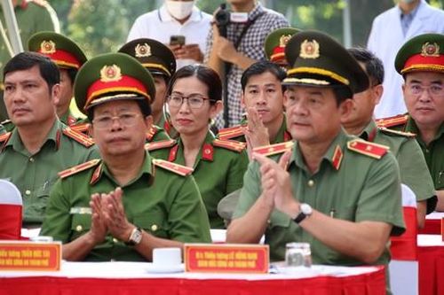 Đẩy mạnh đấu tranh, trấn áp tội phạm cướp, cướp giật đường phố