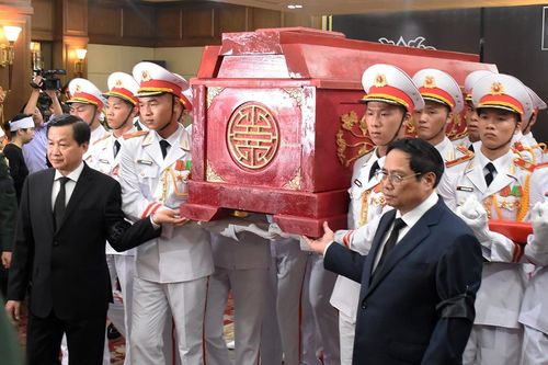 Tiễn đưa Phó Thủ tướng Lê Văn Thành về nơi an nghỉ cuối cùng