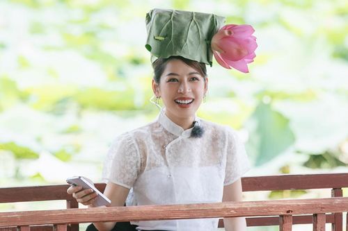 Chi Pu quảng bá văn hóa Việt Nam trong show ẩm thực Trung Quốc