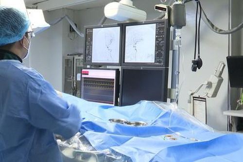 Tự ý bỏ thuốc theo chỉ định của bác sĩ, 2 người phải nhập viện vì nhồi máu não