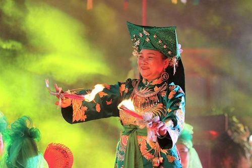 Ngăn chặn tình trạng 'bóp méo' di sản
