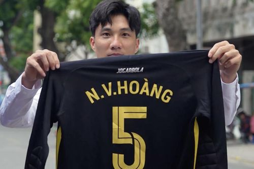 Hà Nội FC chiêu mộ Xuân Mạnh và Văn Hoàng của SLNA