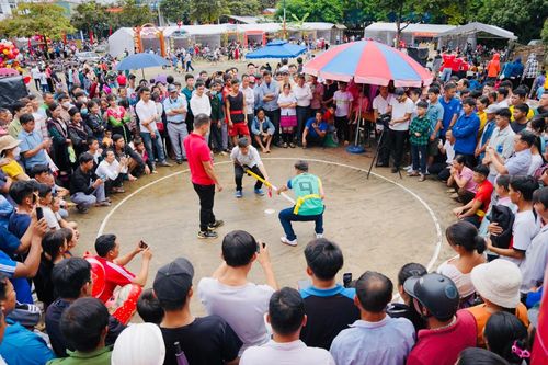 Trải nghiệm không gian văn hóa, thể thao đặc sắc các dân tộc ở Tân Uyên