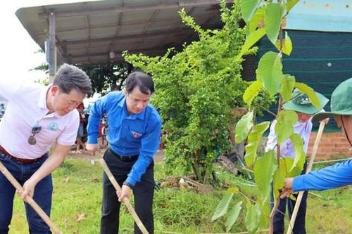 Chương trình 'Triệu cây xanh – Vì một Việt Nam xanh' năm 2023 đến tỉnh Long An
