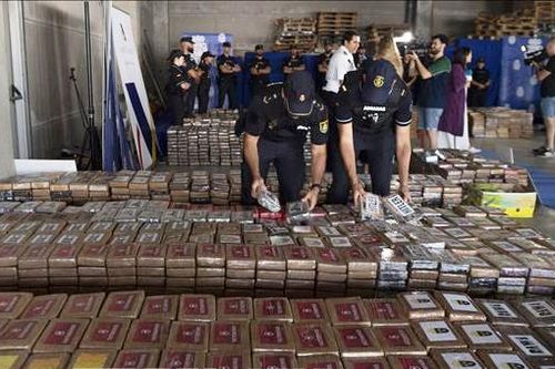 Tây Ban Nha thu giữ lượng cocaine kỷ lục