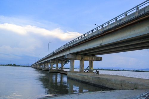 Cận cảnh đập ngăn mặn lớn nhất Đông Nam Á trước khi trùng tu