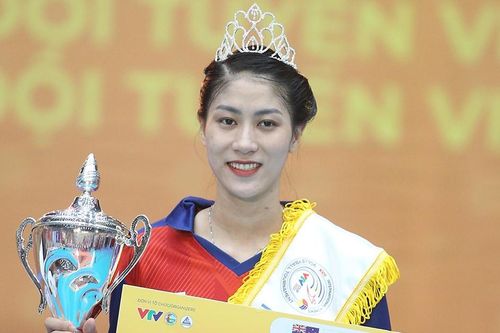 Nhan sắc vạn người mê của Hoa khôi VTV Cup Kiều Trinh