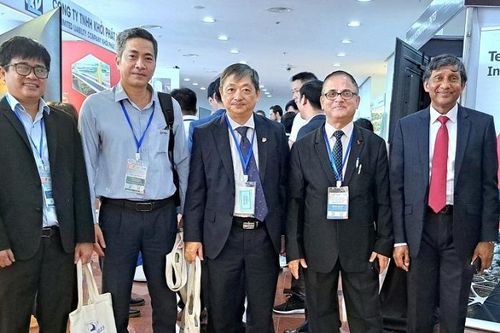 Hạ tầng giao thông và phát triển bền vững