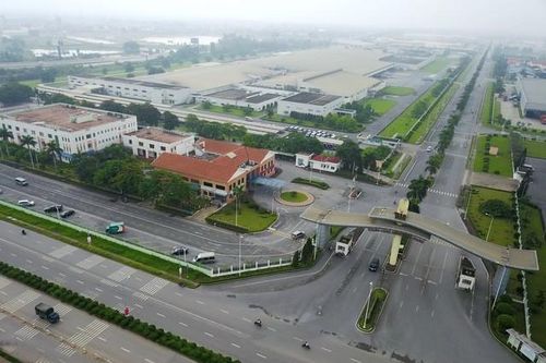 Tây Âu và Bắc Mỹ 'quay xe' muốn đầu tư sản xuất chip, năng lượng tái tạo ở Việt Nam