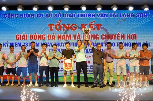 Bế mạc giải bóng đá nam, bóng chuyền hơi ngành Giao thông Vận tải năm 2023