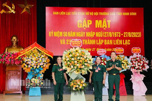 Ban liên lạc Tiểu đoàn nữ Bộ đội Trường Sơn tỉnh gặp mặt kỷ niệm 50 năm ngày nhập ngũ