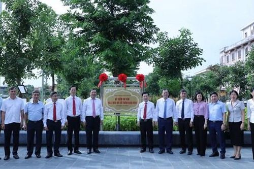 TP Nam Định: Khánh thành Quảng trường Hòa Bình sau cải tạo