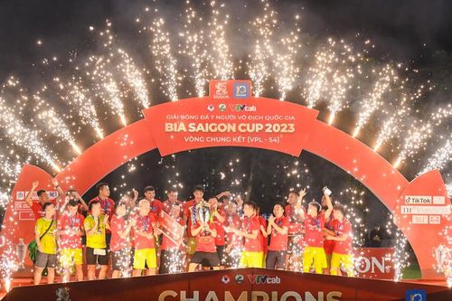Đại Từ FC đăng quang Giải bóng đá 7 người VPL-S4
