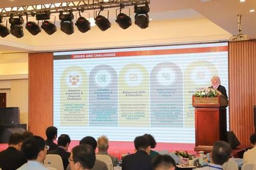 Đổi mới sáng tạo trong giáo dục gắn liền với phát triển bền vững