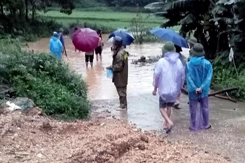 Tuyên Quang: 1 người bị nước lũ cuốn trôi khi qua cầu tràn