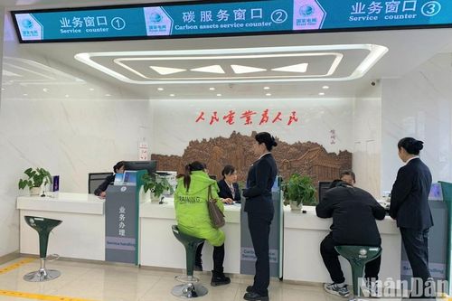 Trung Quốc tiếp tục hoàn thiện thị trường carbon