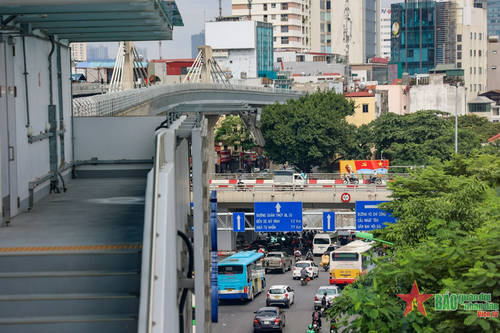 Hoàn thành 8 nhà ga trên cao tuyến đường sắt đô thị Nhổn - ga Hà Nội