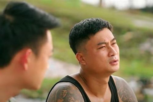 'Làng trong phố' tập 21: Hiếu mặc cảm vì quá khứ bất hảo từng đi tù
