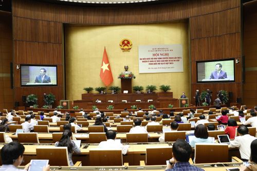 Khai mạc Hội nghị đại biểu Quốc hội hoạt động chuyên trách lần thứ tư