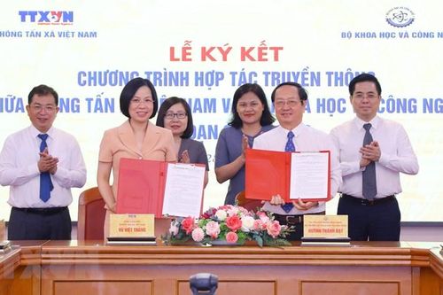 Thông tấn xã Việt Nam và Bộ Khoa học-Công nghệ tăng cường hợp tác