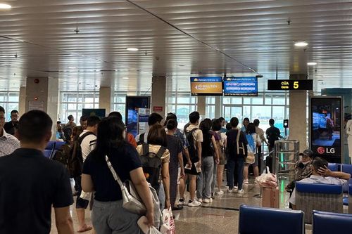 Sân bay Tân Sơn Nhất khai thác 740 chuyến trong ngày cao điểm Lễ 2/9