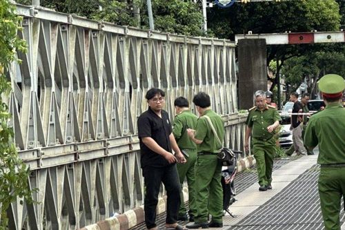 Lâm Đồng: Tìm kiếm nam thanh niên rơi xuống sông mất tích