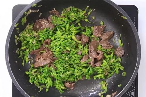 Bò xào thiên lý, ngon miệng đủ chất lại dễ đưa cơm