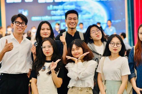 Phát động cuộc thi 'Sinh viên kinh doanh số 2023'