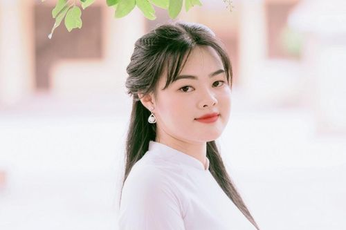 Thủ khoa toàn quốc khối D01 theo đuổi ngành học cực 'hot' tại ĐH Ngoại thương