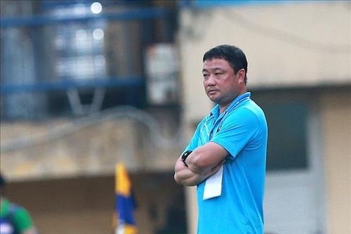 HLV Trương Việt Hoàng dẫn dắt SHB Đà Nẵng