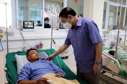 Làm rõ nguyên nhân vụ ngộ độc tại bản Co Pục