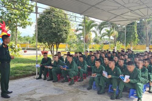 Trung đoàn Bộ binh 974: Xây dựng đơn vị chính quy về mọi mặt