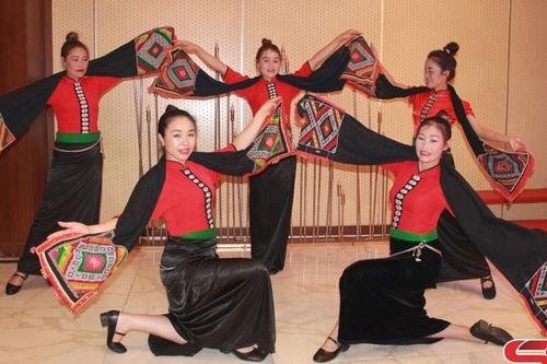 Những người làm công tác văn hóa cơ sở