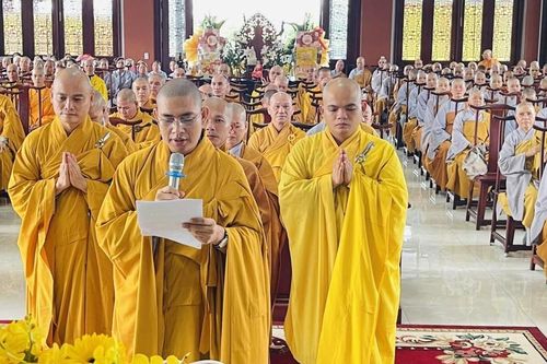 Bình Phước: Ban Trị sự Phật giáo tỉnh tổ chức lễ tạ pháp kết thúc mùa An cư kiết hạ Phật lịch 2567